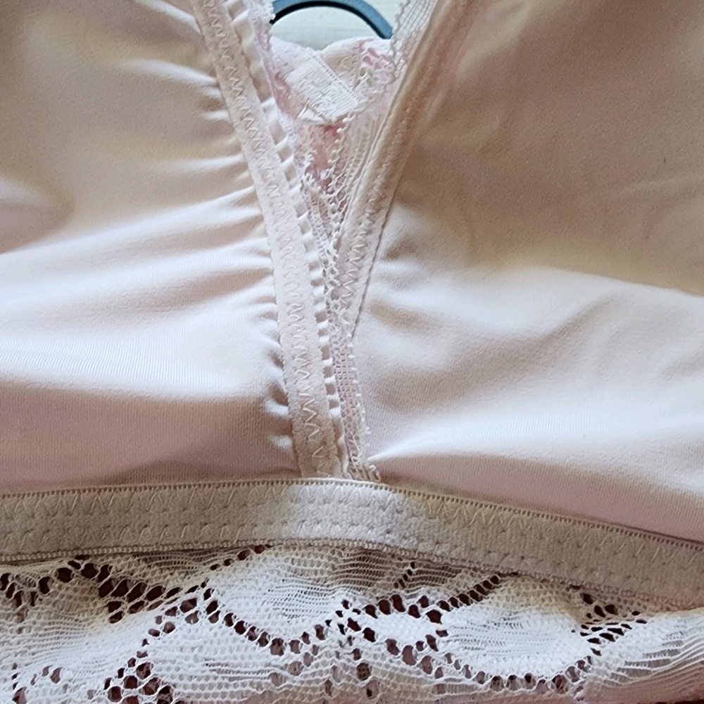 Marilyn Monroe 2pc Stretch Lace Racerback Deep “v” Removable Pads Bralettes szL - Picture 9 of 9